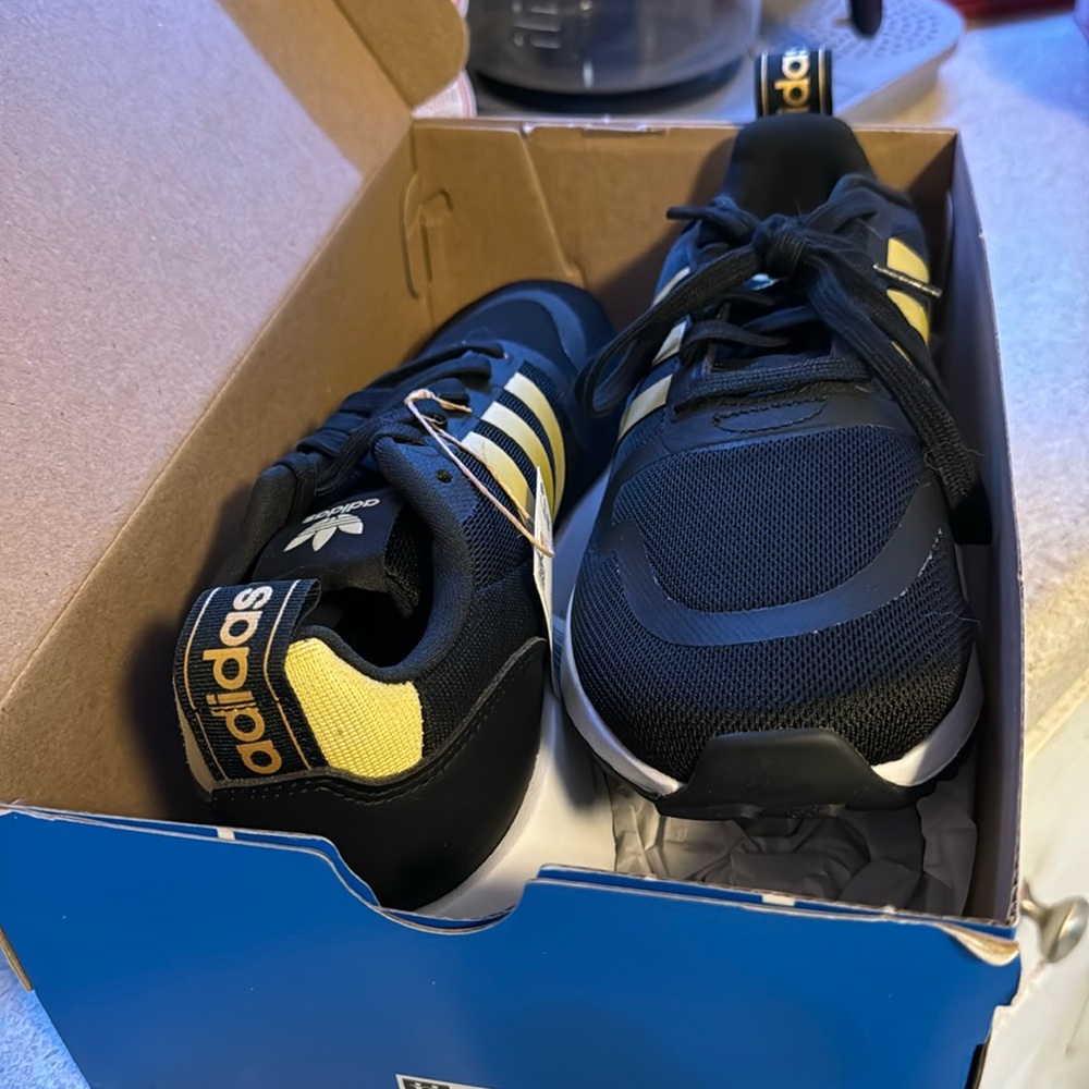 Adidas kids sneakers size 6 1/2.